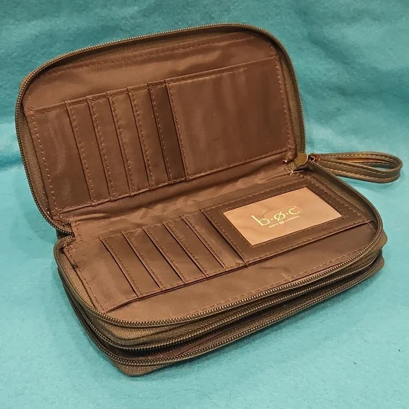 b.o.c. Green Leather Wallet with Decorative Stitching - Picture 4 of 4